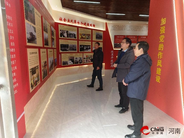 ​西平县政法委领导到专探乡调研村史馆、红色文化传承馆建设工作
