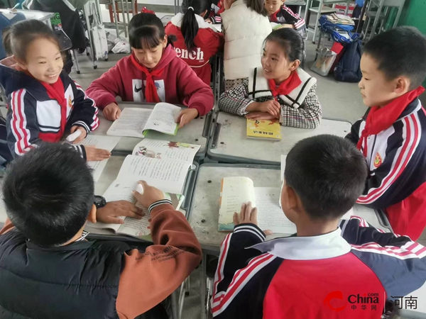 ​西平县二铺小学举行读书分享活动