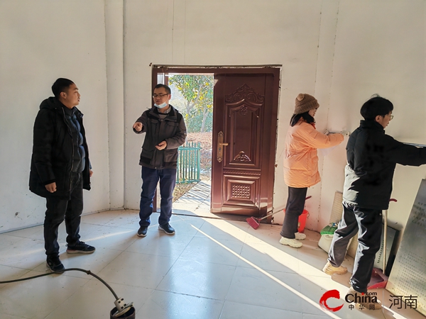 ​河南省地震局专家组来西平县开展地震台基础设施升级改造现场踏勘工作