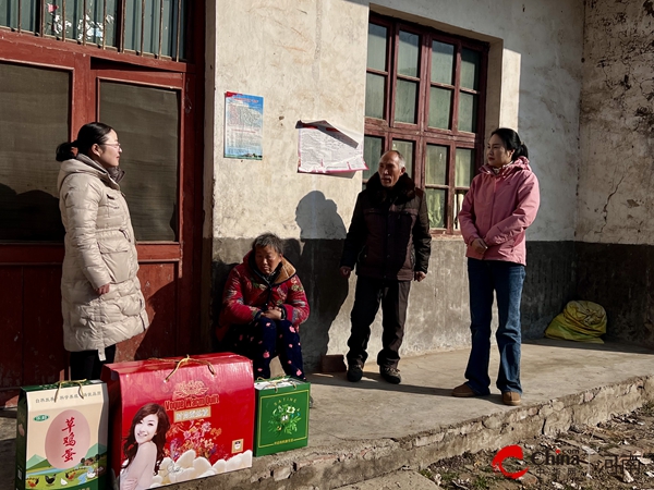 ​西平县妇联冬日走访慰问困难妇女
