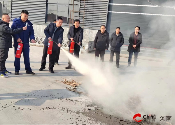 西平县专探乡组织开展消防安全应急演练