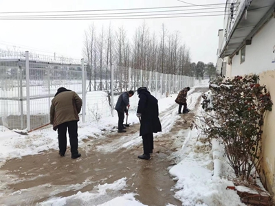 ​河南移动驻村工作队迅速行动  做好低温雨雪天气群众利益保障