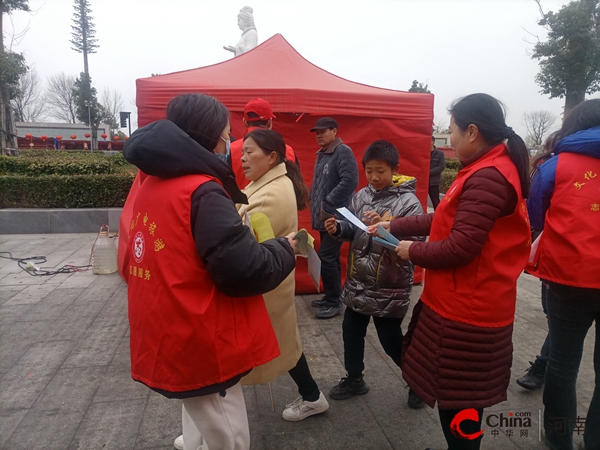 ​西平县文广旅局春节期间开展文明旅游志愿者服务活动