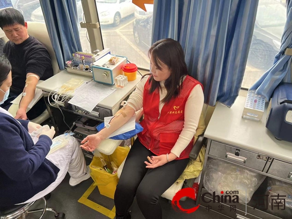驻马店开发区金河办事处小界牌社区开展无偿献血活动