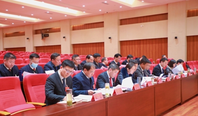 ​息县十五届人大五次会议主席团召开第一次会议