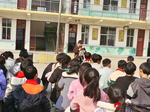 ​西平县重渠丁寨小学开展读书交流分享活动