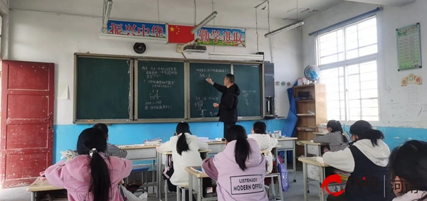 ​西平县二郎祝王寨小学举行2024春期听评课活动