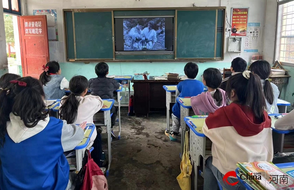 ​西平县重渠丁寨小学开展清明节主题教育活动