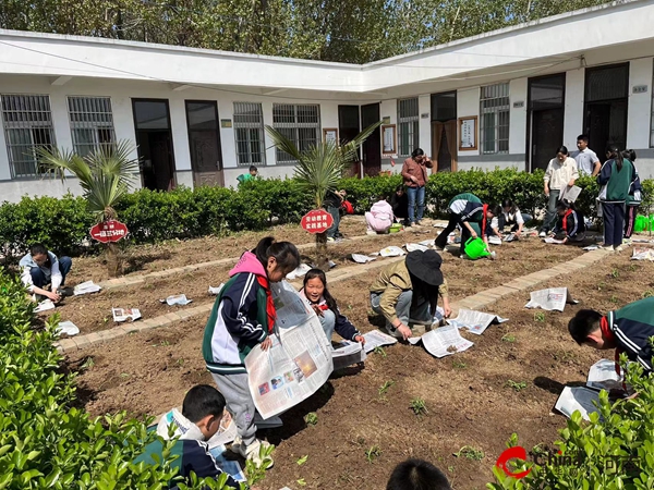 ​西平县专探谷河小学举行劳动实践教育基地开耕仪式
