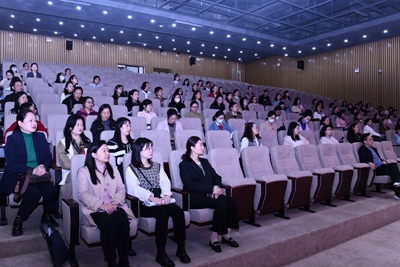 ​2024年潢川县中小学教师心理健康教育素养提升培训开班
