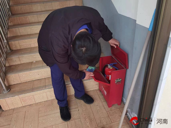 西平县盆尧镇领导到盆尧中心小学开展消防安全工作检查