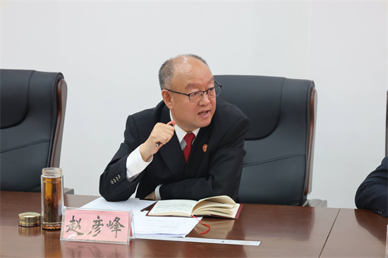 镇平县法院召开“保护妇女儿童权益专题开放日活动”座谈会