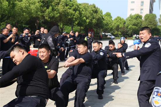 南阳市公安机关第五届警察运动会拔河比赛在社旗举行 焦点要闻