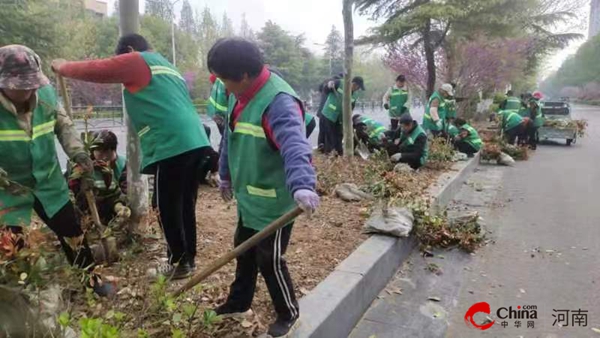 ​西平县园林绿化中心全面开展春季绿化建设养护工作