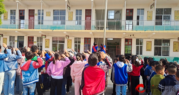 ​西平县重渠丁寨小学举行“反对校园欺凌 共建和谐校园”主题升旗仪式|热点聚焦