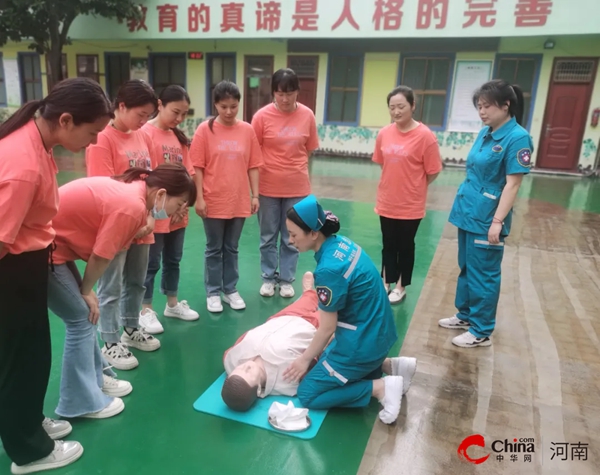 ​卫生应急 “救”在身边——西平县妇幼保健院开展卫生应急知识技能普及进校园活动