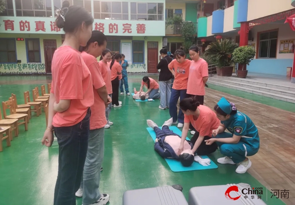 ​卫生应急 “救”在身边——西平县妇幼保健院开展卫生应急知识技能普及进校园活动