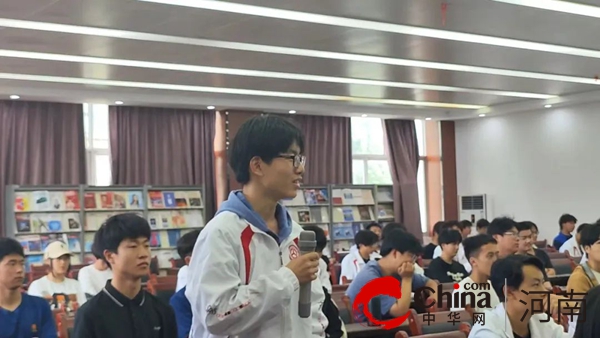 全球最新：河南交通技师学院老校区召开学生座谈会