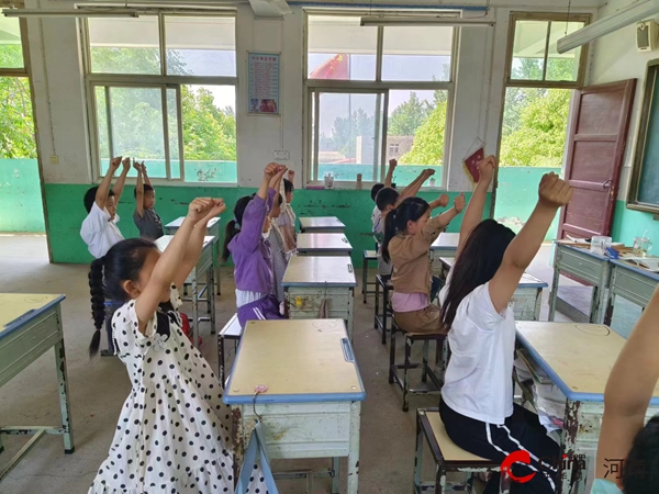 ​西平县专探于庄小学开展“阳光大课间 室内也精彩”主题活动