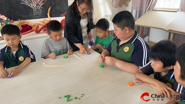 ​西平县专探军王小学开展“黏土创意行 彩塑童趣心”主题活动