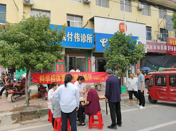   邓州市刘集镇卫生院：家庭医生签约进村组 优化居民健康好环境