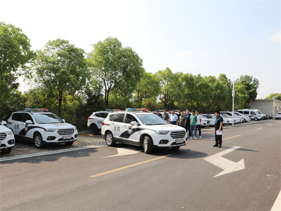 新野县法院召开驾驶员业务考试及第二季度安全教育警示会