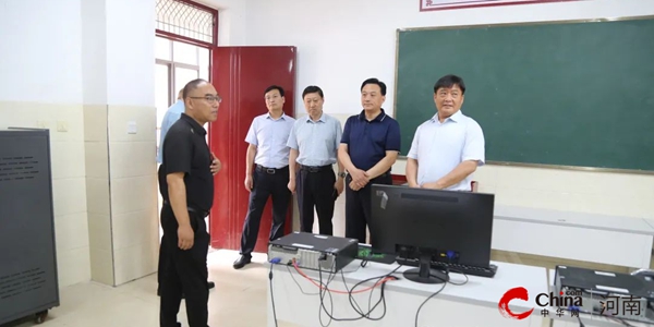 ​驻马店市委常委、宣传部部长、副市长宋庆林到西平县调研