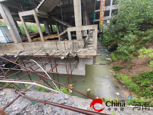 聞“汛”而動 “雨”你同在 駐馬店開發(fā)區(qū)金山辦事處全力筑牢防汛安全防線