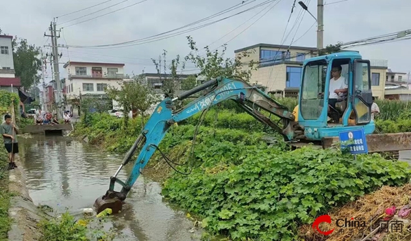 ​西平县盆尧镇：做好汛期田间排涝 力促秋粮稳产增收