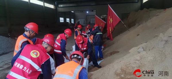 ​西平县应急管理局对工贸企业开展汛期安全生产督导检查