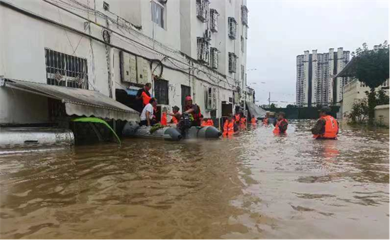 内乡县：洪水中见证基干民兵的力量