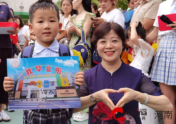 春风化雨细无声  文明花开别样红——驻马店市实验幼儿园精神文明创建侧记