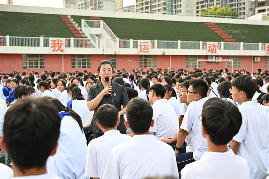 “巡回审判+普法课堂”丨社旗法院：连续15年讲好“开学法治第一课”