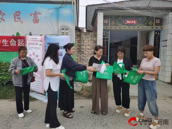 驻马店开发区开源办事处开展“预防出生缺陷 守护生命起点健康”宣传活动