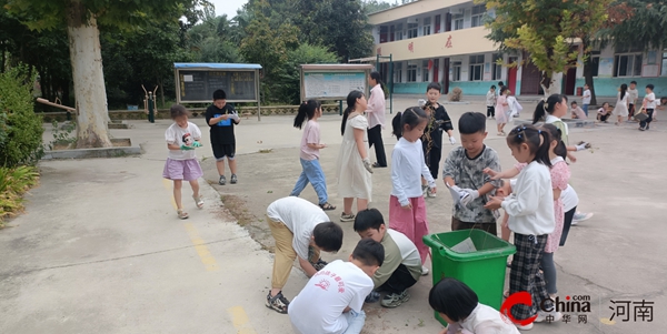 ​西平县焦庄毛寨小学开展劳动教育快乐成长活动