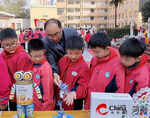 以“美”赋能 变废为宝——驻马店第二实验小学开展美术学科综合实践活动