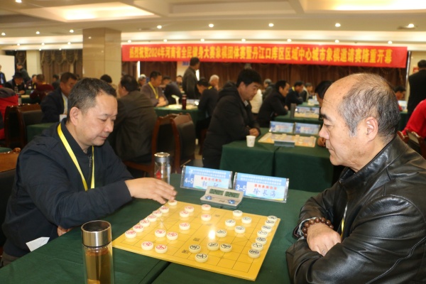 河南省全民健身大赛象棋团体赛暨丹江口库区区域中心城市邀请赛 在邓州市开赛