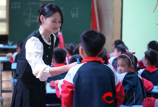 驻马店实验小学：国培计划为农村骨干教师能力提升画上完满句号