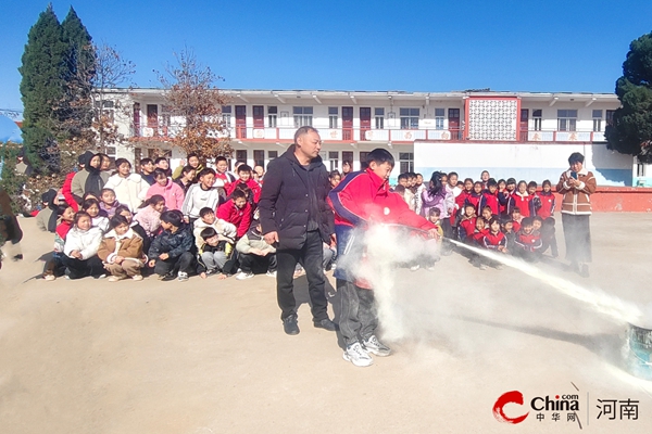 ​西平县盆尧盆西小学开展“防震”“防火”安全演练主题活动