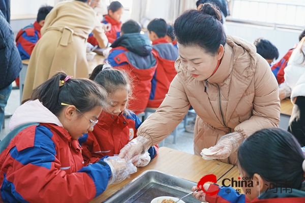 驻马店实验小学：传承节气文化 共享冬至乐趣