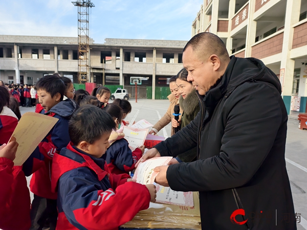 墨香润校园 书法展风采——西平县柏城王司庄小学举行第三届学生书法比赛颁奖活动