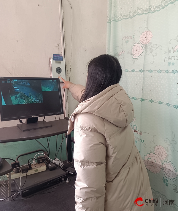 西平县盆尧陈老庄小学进行防恐防暴安全演练