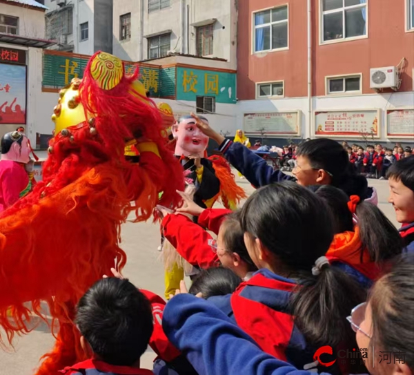 西平县柏城三里湾小学传统文化进校园