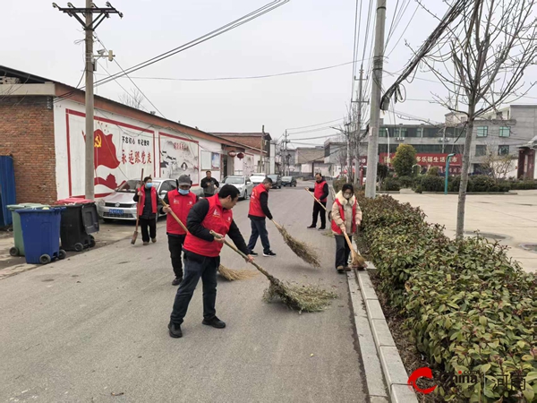 西平县柏城街道机关干部开展“学雷锋 我行动”文明实践活动受欢迎