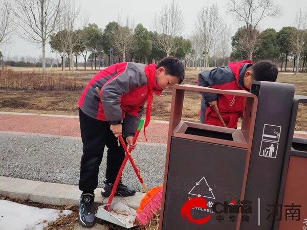 驻马店市第三十小学开展 “学习雷锋树新风 湿地守护我行动” 志愿服务活动