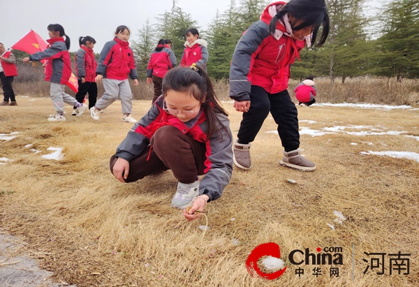 驻马店市第三十小学开展 “学习雷锋树新风 湿地守护我行动” 志愿服务活动