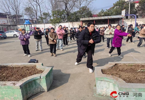 西平县重渠贾桥小学活力大课间