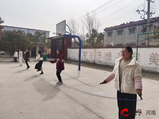 欢乐大课间 师生齐上演——西平县重渠汪庄小学开展阳光大课间活动