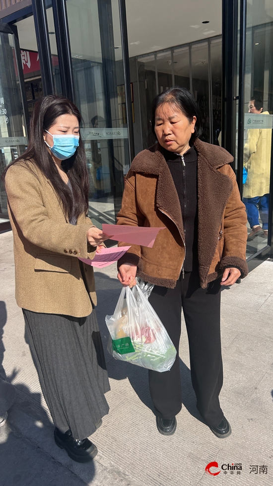 西平县应急管理局深入开展2025年女职工普法宣传活动