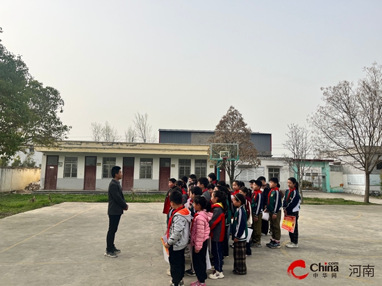 墨香书韵 共绽芳华——西平县专探谷河小学举行阅读写字成果展活动